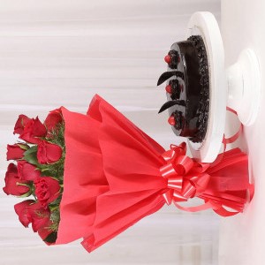 Red Rose Bunch & Cake